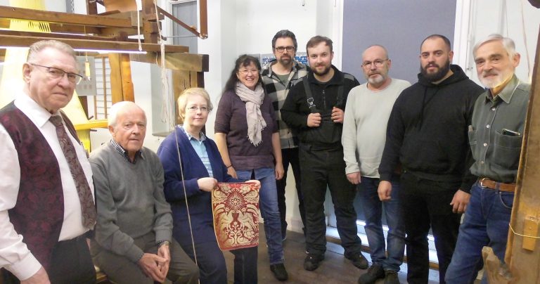 Wuppertaler und Krefelder Weber trafen sich im Seidenmuseum